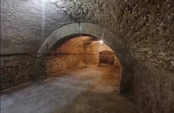 Eladó Tapolcai üzlethelyiség üzletházban hirdetés (49853297)