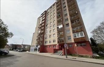 Eladó Székesfehérvári panel lakás hirdetés (86983153)