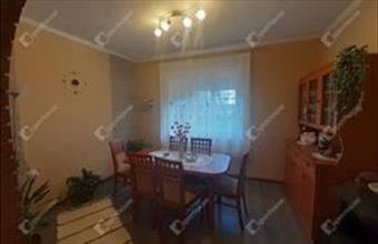 Eladó Porrogszentkirályi családi ház hirdetés (43856384)