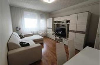 Eladó Hatvani panel lakás hirdetés (13667995)