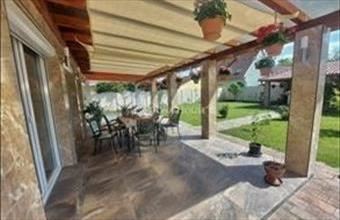 Eladó Dunakeszi családi ház hirdetés (42737974)