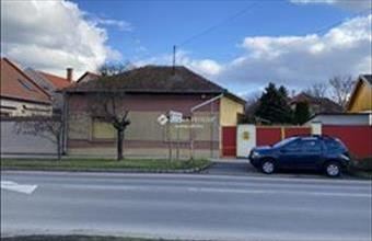 Eladó Békéscsabai házrész hirdetés (69595479)