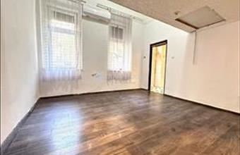 Eladó Budapest VIII. kerületi tégla lakás hirdetés (39257783)