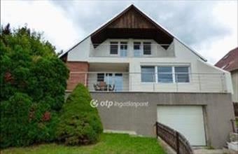 Eladó Balatonfüredi családi ház hirdetés (95377954)