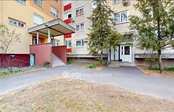 Eladó Nyíregyházai panel lakás hirdetés (49844982)