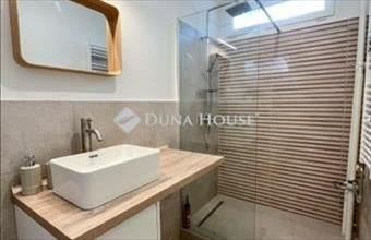 Eladó Pécsi panel lakás hirdetés (83576437)