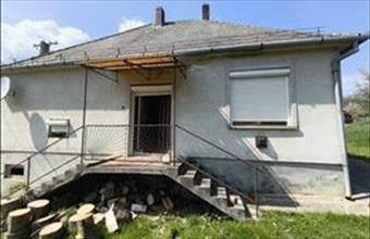 Eladó Csapi családi ház hirdetés (39743332)