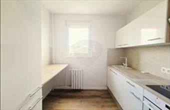 Eladó Budapest III. kerületi panel lakás hirdetés (33496314)