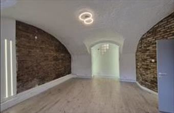 Kiadó Budapest VI. kerületi iroda irodaházban hirdetés (76314167)