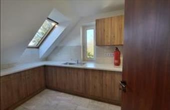 Kiadó Székesfehérvári családi ház hirdetés (35414776)