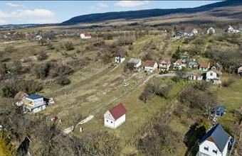 Eladó Vértesszőlősi családi ház hirdetés (83497232)