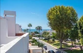 Eladó Spanyolországi sorház hirdetés (36433592)