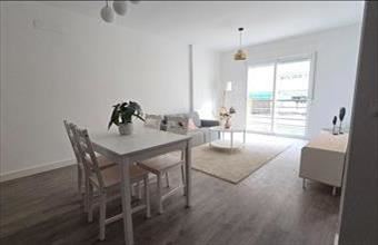 Eladó Spanyolországi tégla lakás hirdetés (43391276)