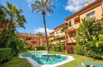 Eladó Spanyolországi tégla lakás hirdetés (73239472)