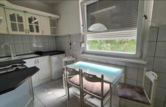 Kiadó Győri panel lakás hirdetés (98362487)