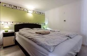 Eladó Budapest VI. kerületi tégla lakás hirdetés (77574933)