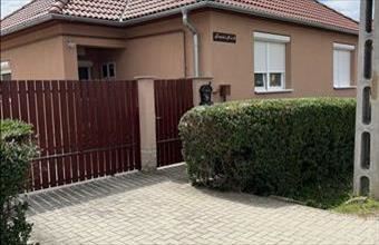 Eladó Hatvani családi ház hirdetés (76129369)