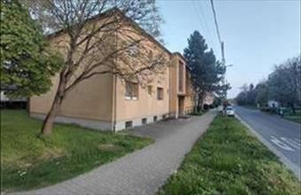 Eladó Komáromi tégla lakás hirdetés (87889893)