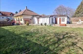 Eladó Budapest XVII. kerületi családi ház hirdetés (93696462)