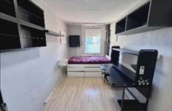 Eladó Budapest VIII. kerületi csúsztatott zsalus lakás hirdetés (35199737)