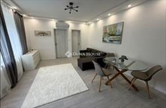 Eladó Pécsi tégla lakás hirdetés (54763447)