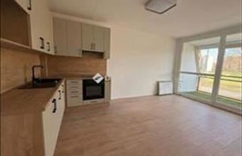 Eladó Pécsi panel lakás hirdetés (78747633)