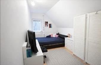 Eladó Budapest III. kerületi családi ház hirdetés (48415922)