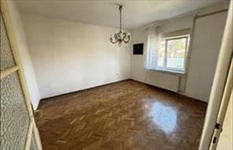 Eladó Budapest XV. kerületi családi ház hirdetés (23527356)