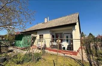 Eladó Gödi családi ház hirdetés (33754877)
