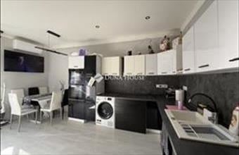 Eladó Lábatlani tégla lakás hirdetés (45333195)