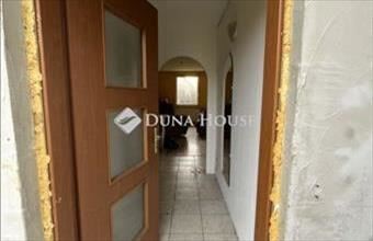 Eladó Pilisi családi ház hirdetés (37873895)