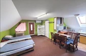 Kiadó Papkeszi házrész hirdetés (72474474)