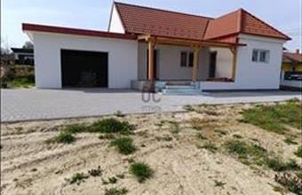 Eladó Karmacsi családi ház hirdetés (43374353)