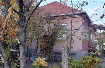 Eladó Győri családi ház hirdetés (75854342)