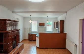 Eladó Győrújfalui családi ház hirdetés (32379654)