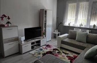 Eladó Szegedi panel lakás hirdetés (94797832)