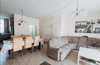 Eladó Budapest XV. kerületi családi ház hirdetés (22428333)