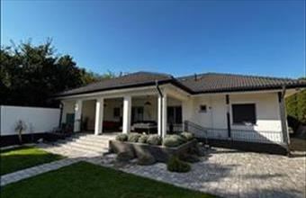 Eladó Székesfehérvári családi ház hirdetés (58653983)