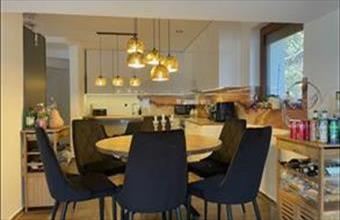 Eladó Szentendrei családi ház hirdetés (68947677)