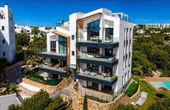 Eladó Spanyolországi tégla lakás hirdetés (87368256)