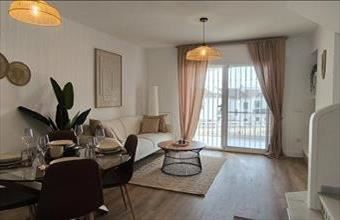 Eladó Spanyolországi sorház hirdetés (94723549)