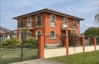 Eladó Győri családi ház hirdetés (47943499)