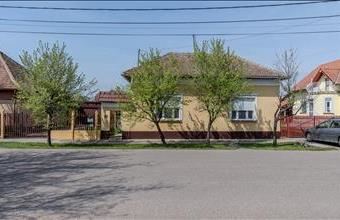 Eladó Püspökladányi családi ház hirdetés (45569433)