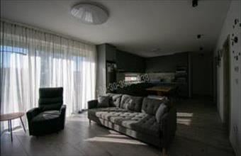 Eladó Mosonmagyaróvári családi ház hirdetés (59353393)