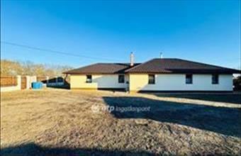 Eladó Debreceni családi ház hirdetés (49466345)