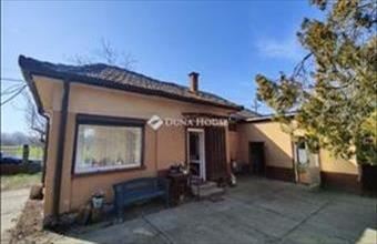 Eladó Nagykátai családi ház hirdetés (79979479)