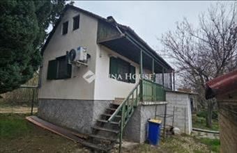 Eladó Gombai hétvégi ház hirdetés (37428742)