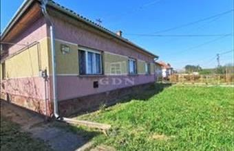 Eladó Tófeji családi ház hirdetés (36852733)