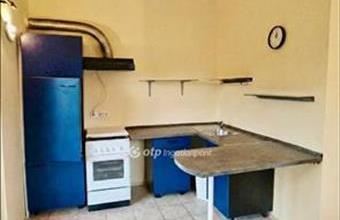 Eladó Budapest XVI. kerületi családi ház hirdetés (77944799)