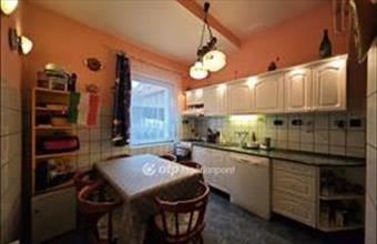 Eladó Budapest XV. kerületi családi ház hirdetés (43334834)